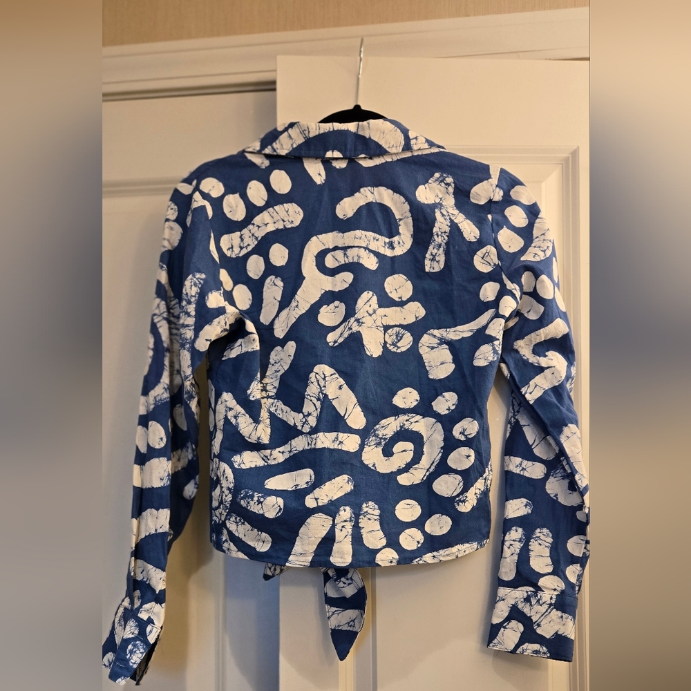 Haute Hippie Blue and White Abstract Long Sleeve Top - Picture 7 of 7